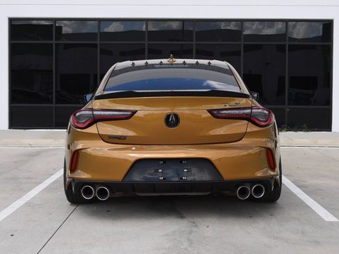 Used 2022 Acura TLX Type S image 9