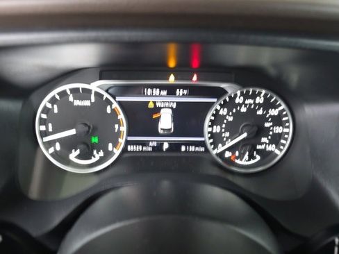 Used 2021 Nissan Rogue S image 22