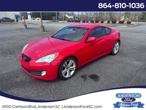 Used 2010 Hyundai Genesis 3.8 image 1