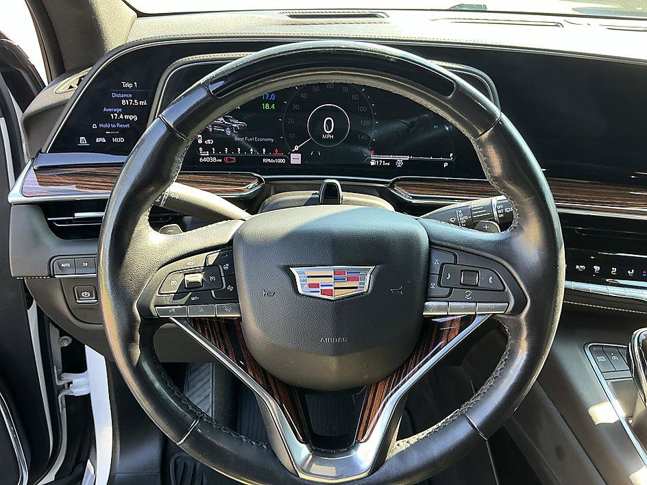 Used 2022 Cadillac Escalade Premium Luxury w/ Performance Package AWD/4WD image 14
