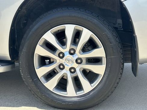 Used 2016 Toyota Sequoia Limited w/ Safety & Convenience Package AWD/4WD image 9