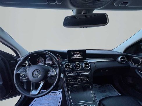 Used 2017 Mercedes-Benz C 300 Sedan image 10