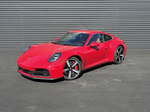 Used 2026 Porsche 911 Carrera 4S image 1