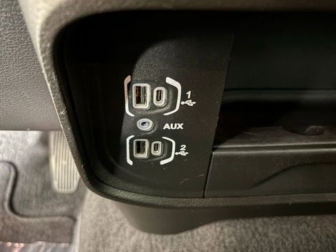 Used 2024 RAM 2500 Big Horn w/ Bed Utility Group image 29