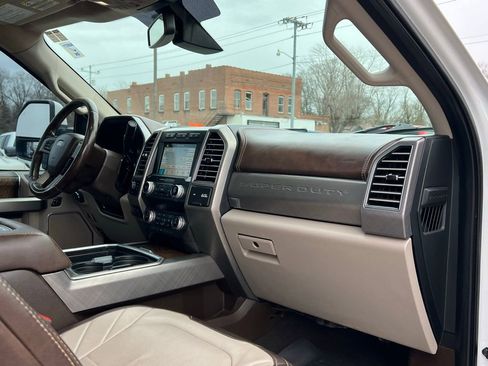 Used 2019 Ford F350 Limited image 23