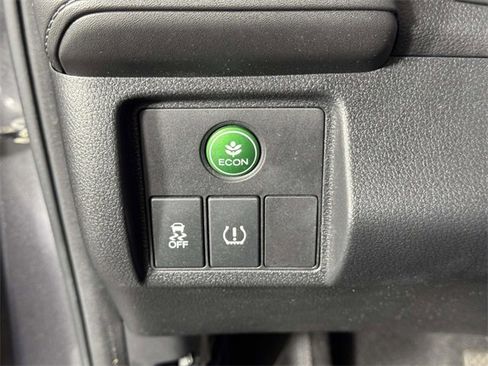 Used 2020 Honda HR-V LX image 18