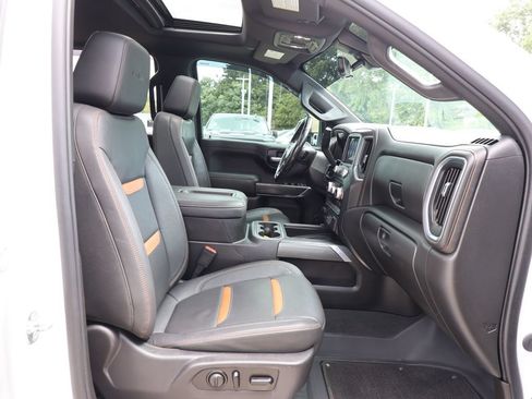Used 2021 GMC Sierra 1500 AT4 w/ AT4 Premium Package AWD/4WD image 45