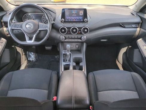 Used 2022 Nissan Sentra SV FWD image 14