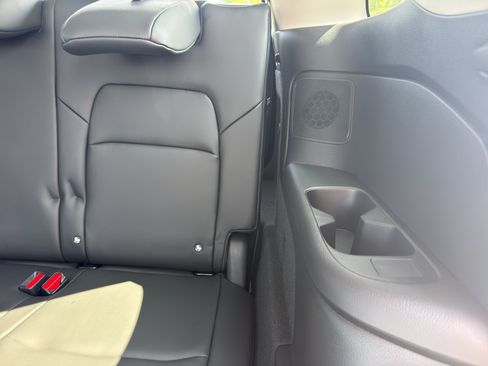 New 2026 Nissan Pathfinder SL AWD/4WD image 37