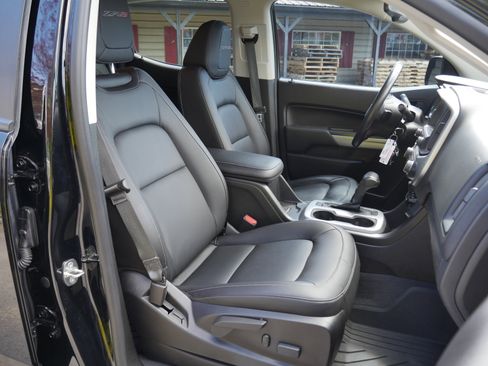 Used 2019 Chevrolet Colorado ZR2 w/ LPO, Power Package AWD/4WD image 28