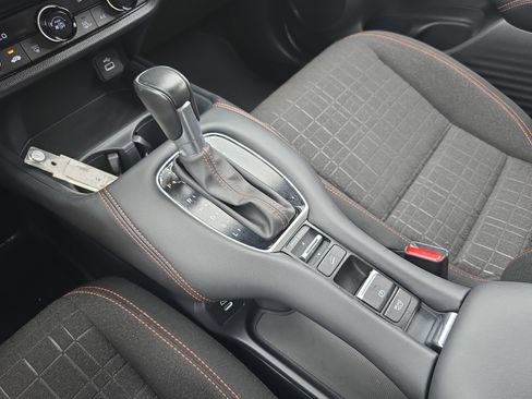 Used 2024 Honda HR-V Sport image 24
