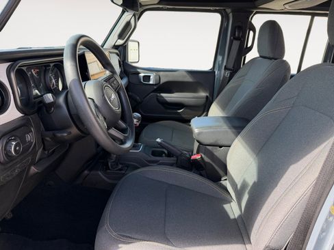 Used 2024 Jeep Wrangler Sport image 9