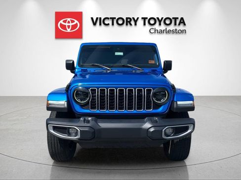Used 2024 Jeep Wrangler Unlimited Sahara AWD/4WD image 8