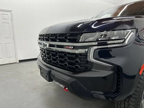 Used 2021 Chevrolet Tahoe Z71 w/ Luxury Package AWD/4WD image 26