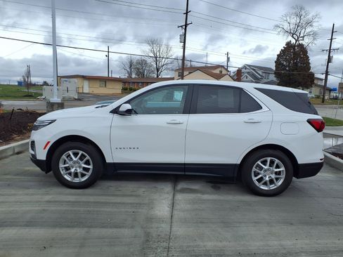 Used 2024 Chevrolet Equinox LT AWD/4WD image 26