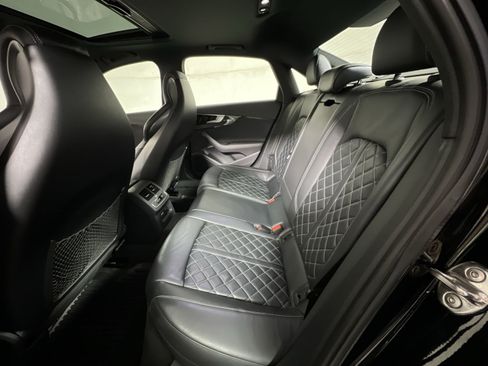 Used 2023 Audi S4 Premium Plus w/ Premium Plus Package AWD/4WD image 24