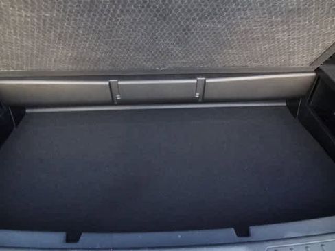 Certified 2022 Ford Explorer XLT w/ Class IV Trailer Tow Package image 10