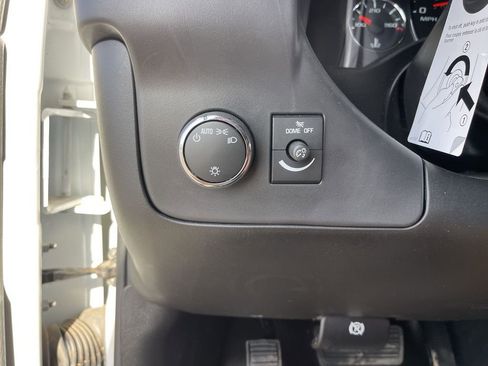 New 2025 GMC Savana 2500 Extended w/ Driver Convenience Package image 18