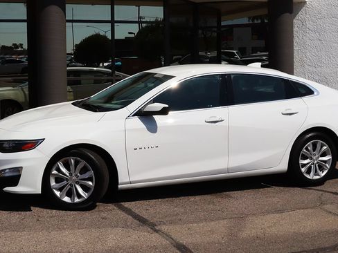 Used 2023 Chevrolet Malibu LT FWD image 4
