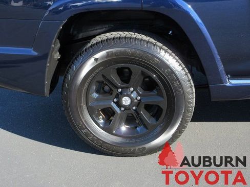 Used 2018 Toyota 4Runner Limited image 4