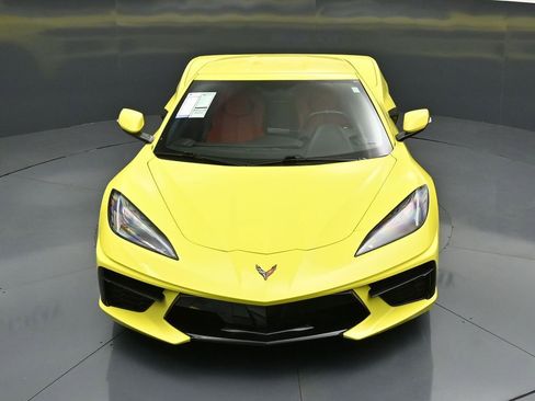 Used 2022 Chevrolet Corvette Stingray Coupe w/ 1LT RWD image 19
