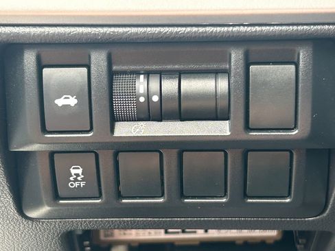 Used 2017 Subaru Legacy 2.5i Premium w/ Popular Package #1 image 23