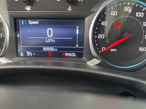 Certified 2023 Chevrolet Equinox LT w/ Driver Convenience Package image 9