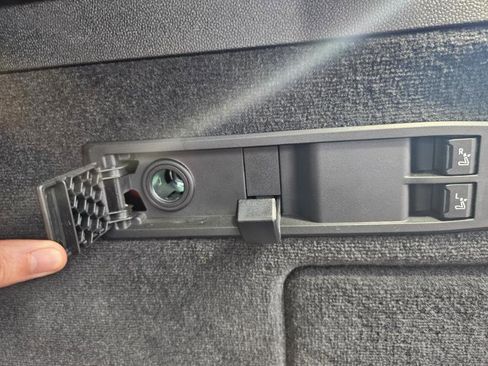 Used 2023 BMW iX xDrive50 w/ Ultimate Package 2 image 81