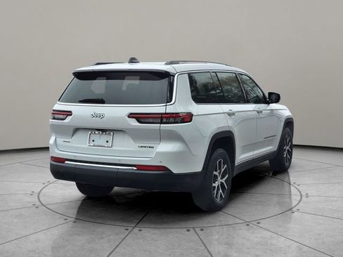 Certified 2023 Jeep Grand Cherokee L Limited AWD/4WD image 12