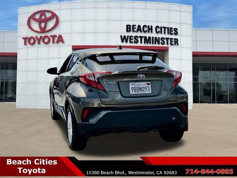 Certified 2021 Toyota C-HR LE FWD image 9