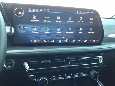 Used 2026 Chevrolet Traverse LT w/ Driver Confidence Package image 15