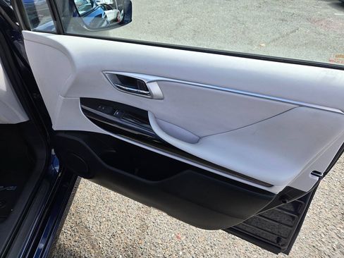 Used 2018 Toyota Mirai FWD image 35