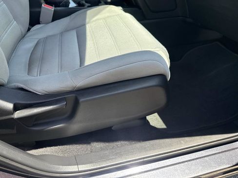 Used 2019 Honda CR-V EX image 25