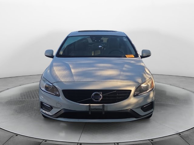 Used 2018 Volvo S60 T5 Dynamic w/ Vision Package AWD/4WD image 8