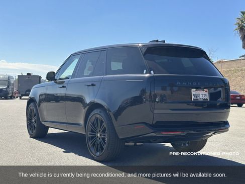 Used 2025 Land Rover Range Rover SE AWD/4WD image 4