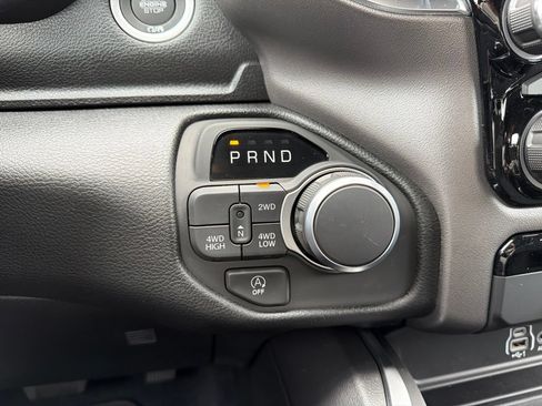 New 2026 RAM 1500 Express AWD/4WD image 15