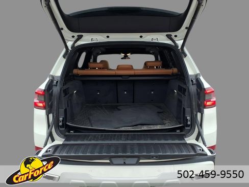 Used 2021 BMW X5 xDrive40i w/ Premium Package 2 image 8
