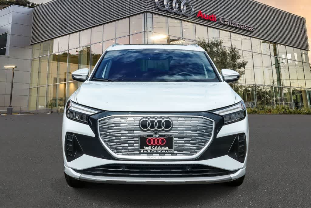 Used 2023 Audi Q4 e-tron Premium Plus RWD image 2
