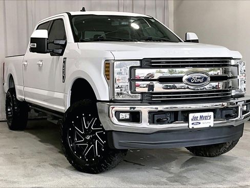 Used 2019 Ford F250 Lariat image 34