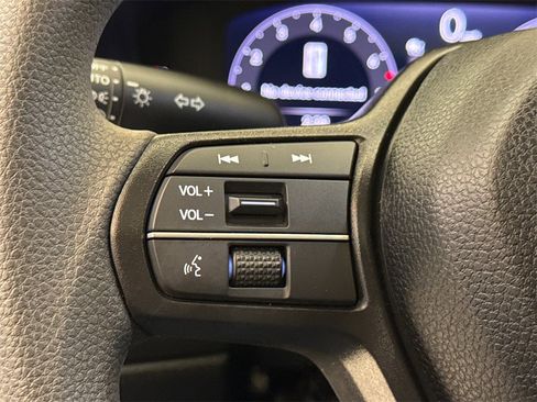 Certified 2025 Honda Accord SE image 30