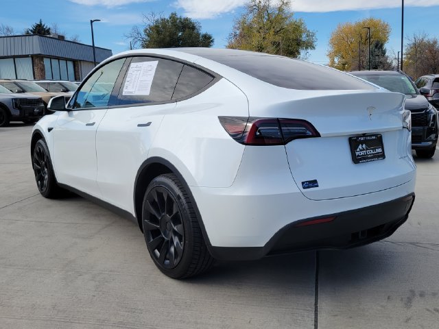 Used 2023 Tesla Model Y Long Range AWD/4WD image 3