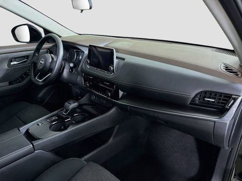 Used 2022 Nissan Rogue SV FWD image 29