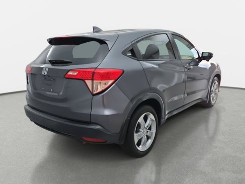 Used 2017 Honda HR-V EX image 5