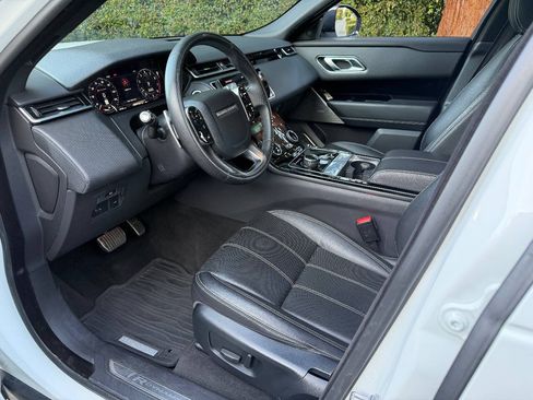 Used 2019 Land Rover Range Rover Velar R-Dynamic SE AWD/4WD image 13
