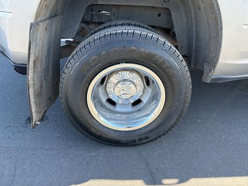 Used 2020 RAM 3500 Big Horn w/ Level 1 Equipment Group AWD/4WD image 4