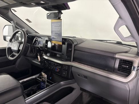 Certified 2024 Ford F450 XLT w/ XLT Value Package AWD/4WD image 31