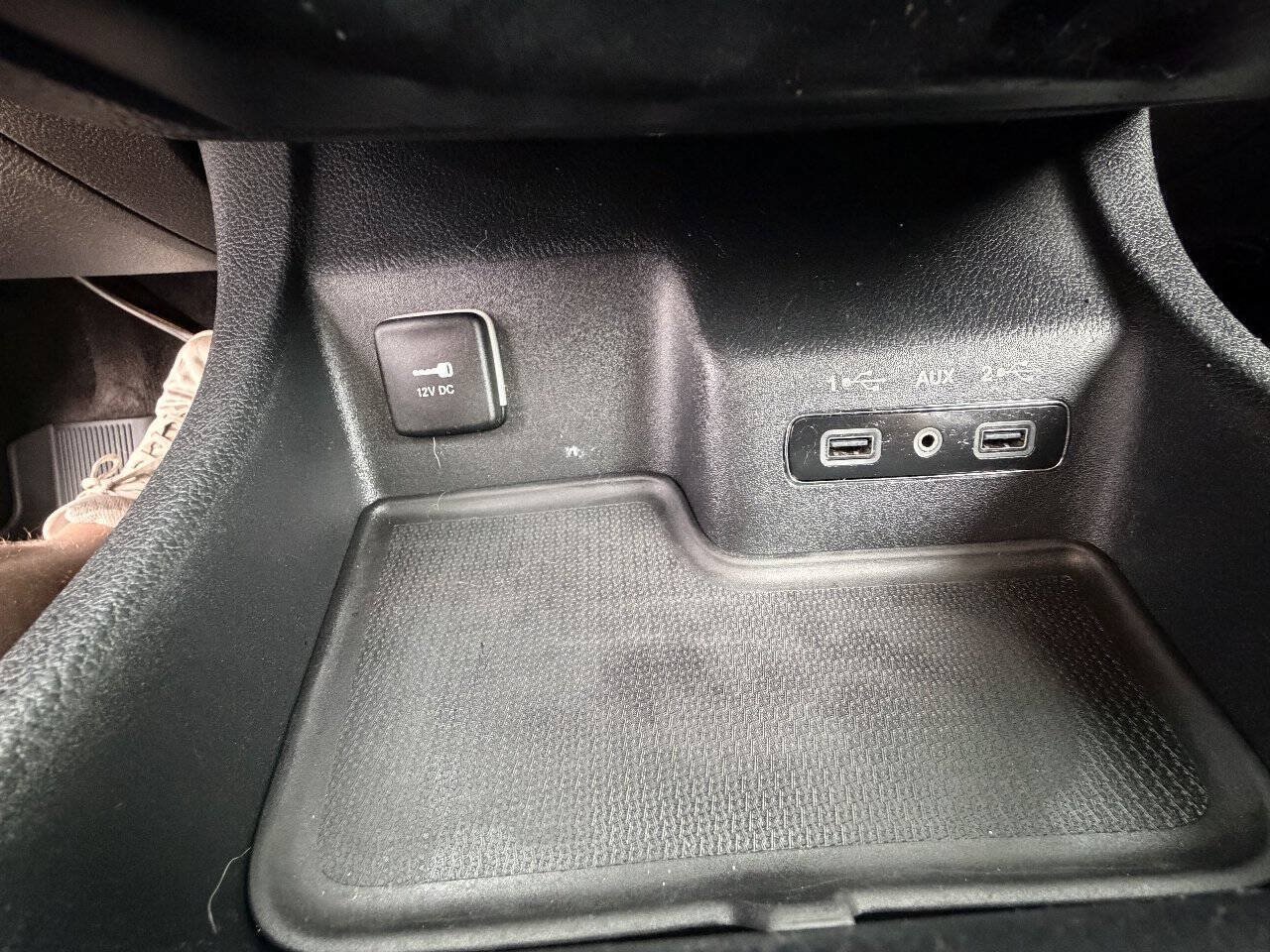 Used 2018 Dodge Durango GT AWD/4WD image 27