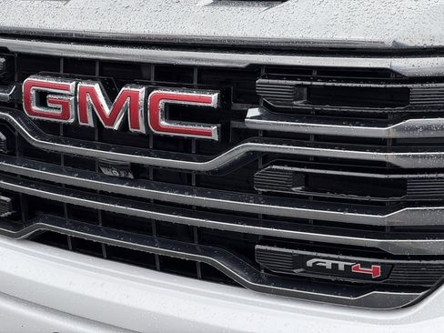 Used 2022 GMC Sierra 1500 AT4 w/ AT4 Premium Package image 44