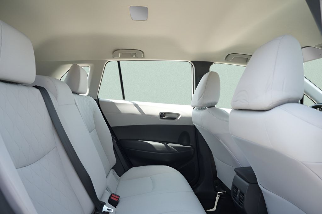 Used 2023 Toyota Corolla Cross L AWD/4WD image 14