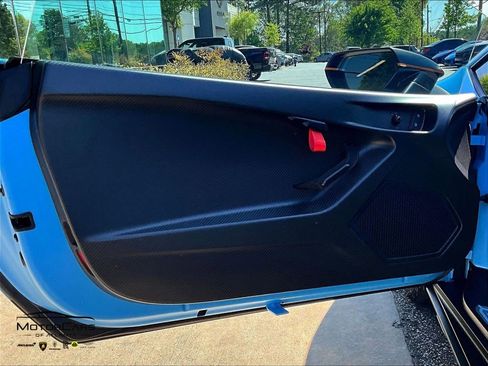 Used 2024 Lamborghini Huracan Sterrato image 18